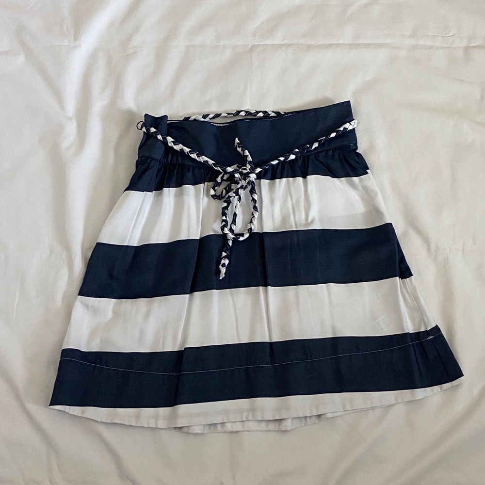 BNWT Tommy Hilfiger Navy and White Skirt with pockets